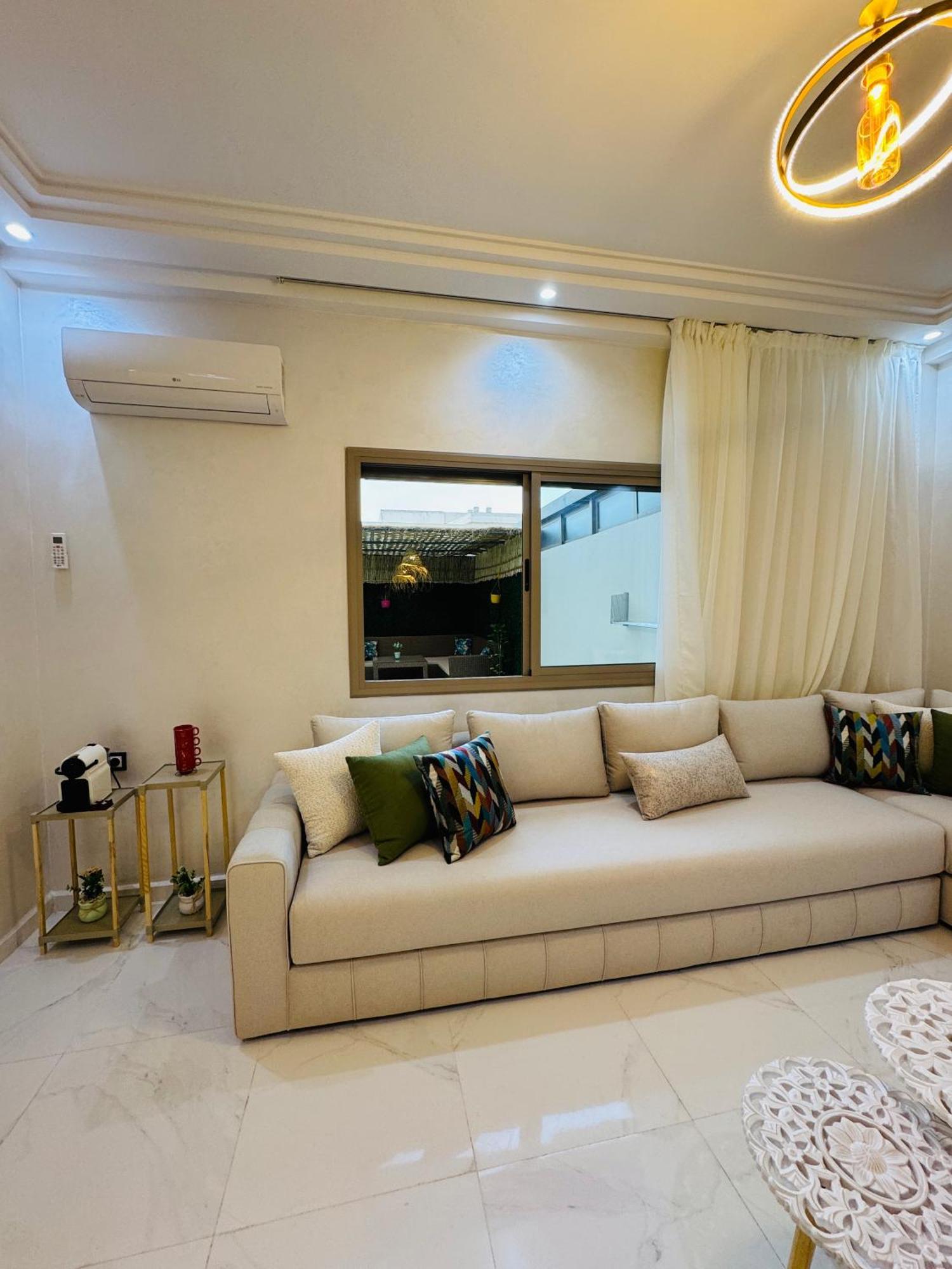 Apartment Amira Avec Jardin Privatif